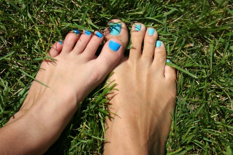 Blue nail polishes